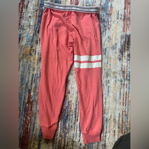 SUPER SOFT VS Sweatpants ☁️ - Picture 4 of 9